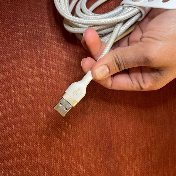 Belkin BoostCharge Pro Flex Braided USB A to Lightning Cable IPhone Charger - Picture 4 of 6